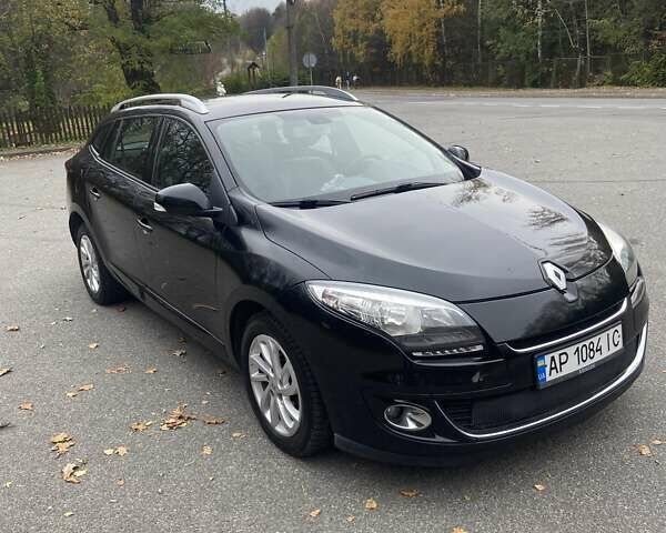 Чорний Рено Меган, об'ємом двигуна 1.46 л та пробігом 209 тис. км за 7500 $, фото 1 на Automoto.ua