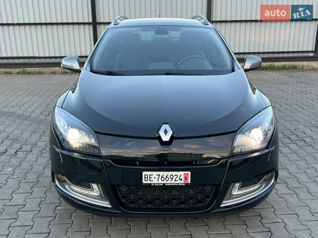 Чорний Рено Меган, об'ємом двигуна 2 л та пробігом 232 тис. км за 7500 $, фото 1 на Automoto.ua