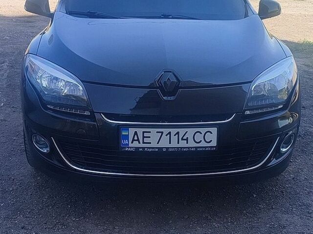 Черный Рено Меган, объемом двигателя 1.46 л и пробегом 350 тыс. км за 7500 $, фото 1 на Automoto.ua