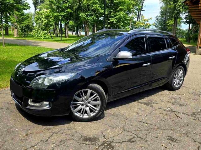 Чорний Рено Меган, об'ємом двигуна 1.5 л та пробігом 260 тис. км за 8800 $, фото 1 на Automoto.ua