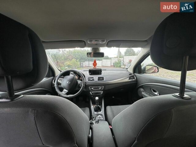 Черный Рено Меган, объемом двигателя 1.46 л и пробегом 226 тыс. км за 7900 $, фото 1 на Automoto.ua