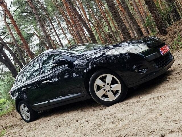 Чорний Рено Меган, об'ємом двигуна 1.6 л та пробігом 212 тис. км за 8300 $, фото 1 на Automoto.ua