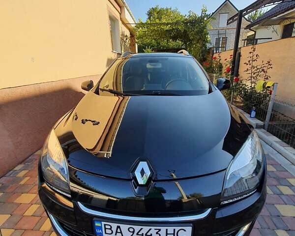 Черный Рено Меган, объемом двигателя 1.46 л и пробегом 200 тыс. км за 10000 $, фото 1 на Automoto.ua