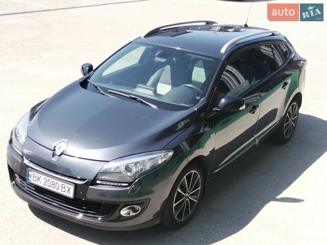 Черный Рено Меган, объемом двигателя 1.46 л и пробегом 240 тыс. км за 8500 $, фото 1 на Automoto.ua