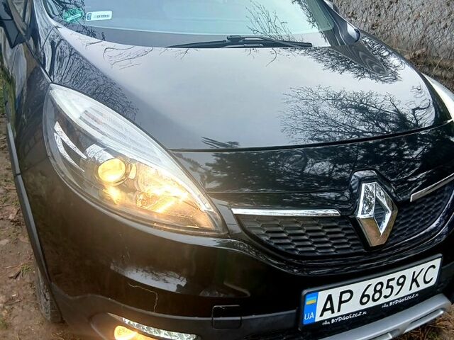 Черный Рено Меган, объемом двигателя 1.2 л и пробегом 158 тыс. км за 7200 $, фото 1 на Automoto.ua