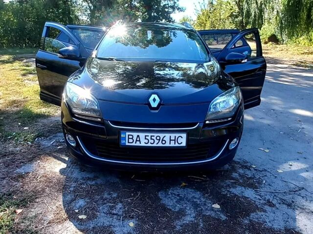 Черный Рено Меган, объемом двигателя 1.6 л и пробегом 296 тыс. км за 7400 $, фото 1 на Automoto.ua