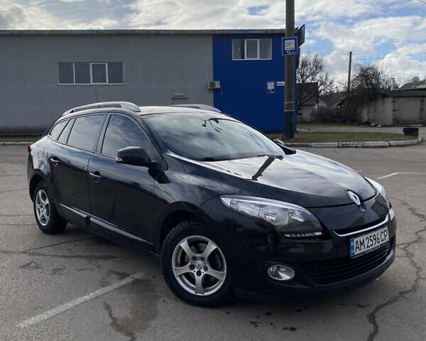Черный Рено Меган, объемом двигателя 1.46 л и пробегом 222 тыс. км за 7900 $, фото 1 на Automoto.ua