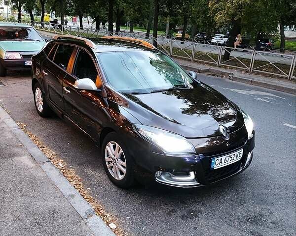 Черный Рено Меган, объемом двигателя 1.46 л и пробегом 270 тыс. км за 9300 $, фото 1 на Automoto.ua