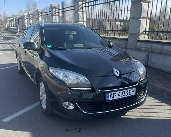 Черный Рено Меган, объемом двигателя 1.46 л и пробегом 198 тыс. км за 7800 $, фото 1 на Automoto.ua