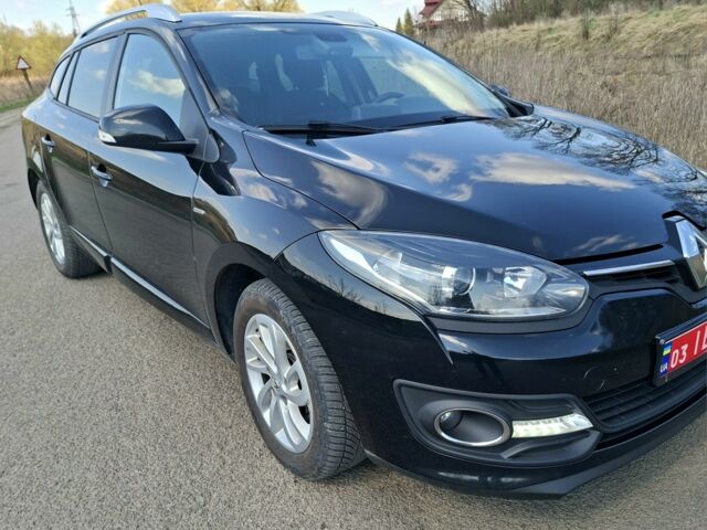Черный Рено Меган, объемом двигателя 0 л и пробегом 228 тыс. км за 9750 $, фото 1 на Automoto.ua