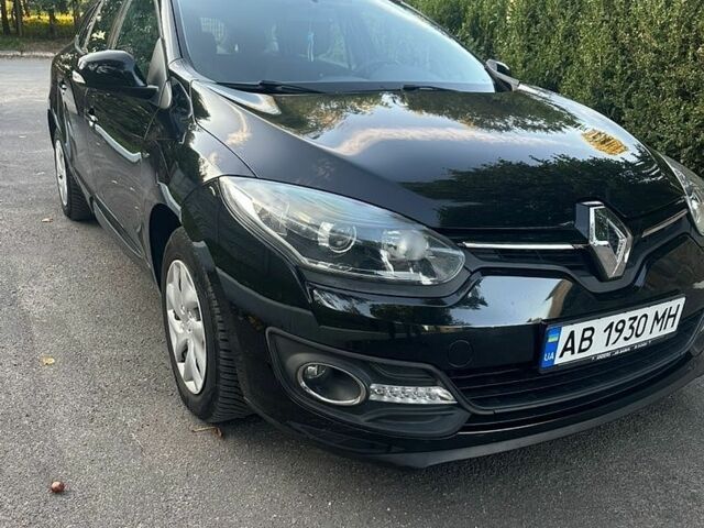 Чорний Рено Меган, об'ємом двигуна 1.2 л та пробігом 140 тис. км за 8500 $, фото 1 на Automoto.ua