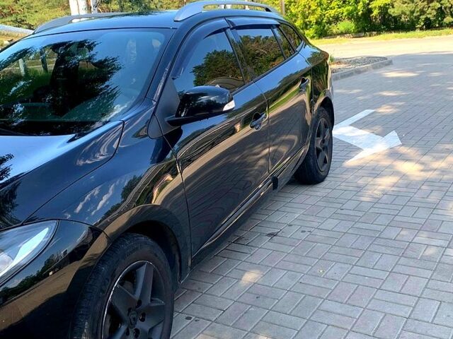 Чорний Рено Меган, об'ємом двигуна 1.5 л та пробігом 226 тис. км за 9300 $, фото 1 на Automoto.ua