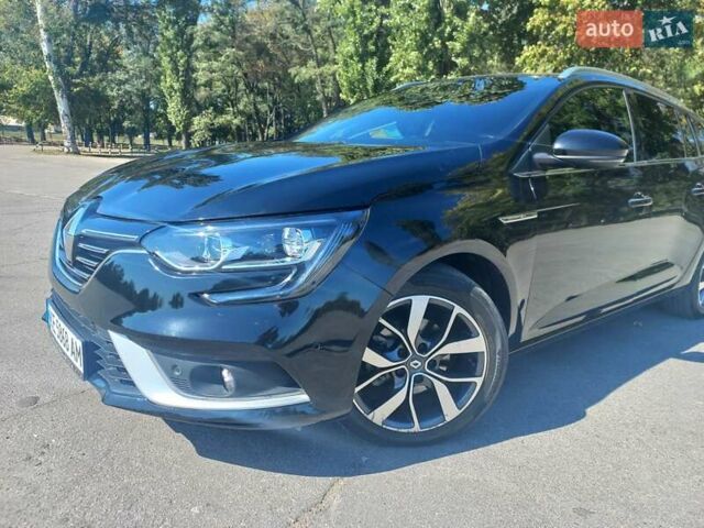 Чорний Рено Меган, об'ємом двигуна 1.46 л та пробігом 240 тис. км за 13500 $, фото 1 на Automoto.ua