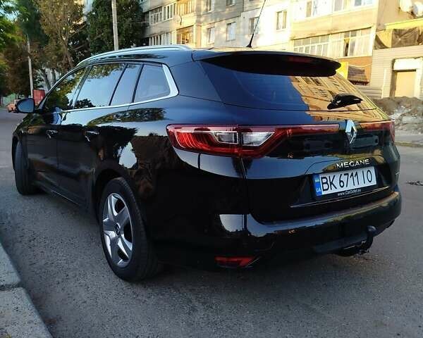 Черный Рено Меган, объемом двигателя 1.5 л и пробегом 215 тыс. км за 11350 $, фото 1 на Automoto.ua