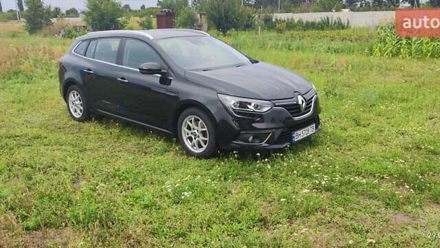 Черный Рено Меган, объемом двигателя 1.5 л и пробегом 218 тыс. км за 12300 $, фото 1 на Automoto.ua