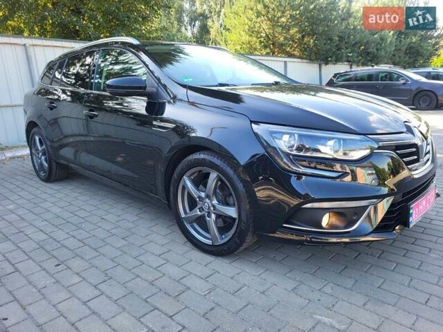 Черный Рено Меган, объемом двигателя 1.6 л и пробегом 150 тыс. км за 15000 $, фото 1 на Automoto.ua