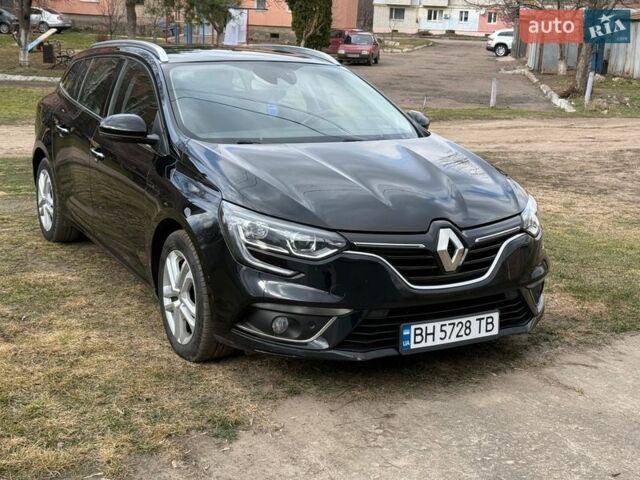 Черный Рено Меган, объемом двигателя 1.5 л и пробегом 226 тыс. км за 11400 $, фото 1 на Automoto.ua