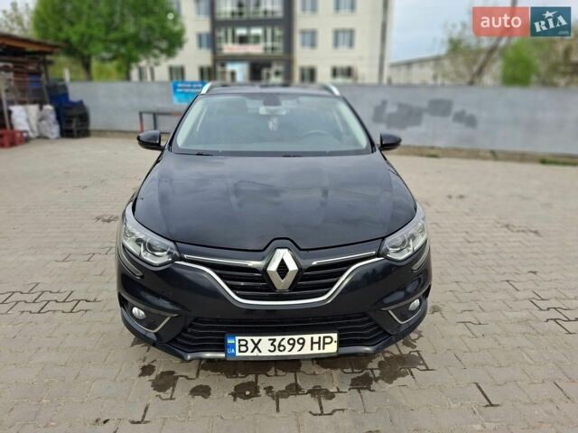 Черный Рено Меган, объемом двигателя 1.5 л и пробегом 224 тыс. км за 11200 $, фото 1 на Automoto.ua