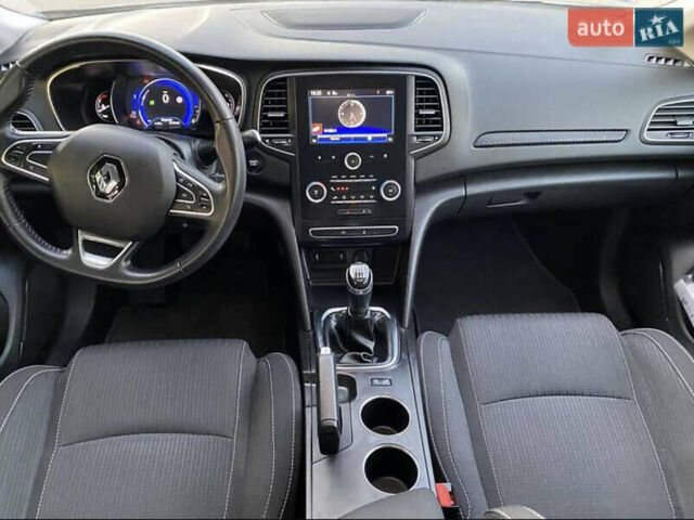 Черный Рено Меган, объемом двигателя 1.5 л и пробегом 224 тыс. км за 13500 $, фото 1 на Automoto.ua