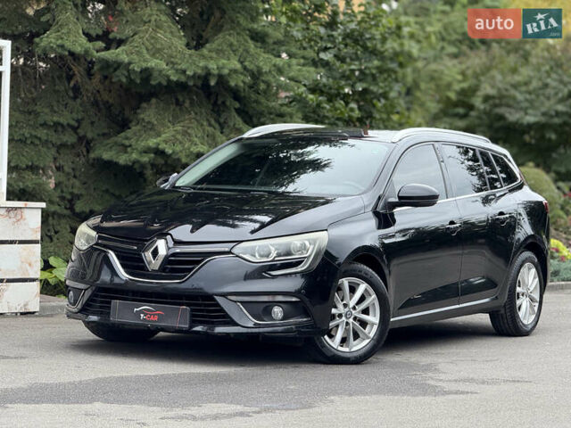 Черный Рено Меган, объемом двигателя 1.5 л и пробегом 152 тыс. км за 12500 $, фото 1 на Automoto.ua