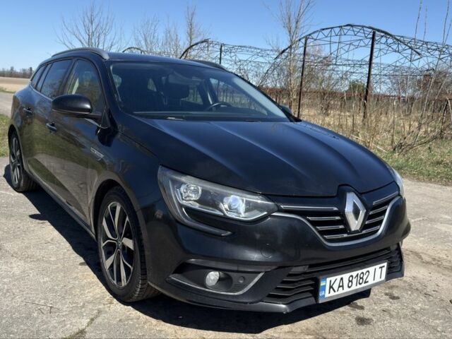 Черный Рено Меган, объемом двигателя 1.5 л и пробегом 254 тыс. км за 14000 $, фото 1 на Automoto.ua