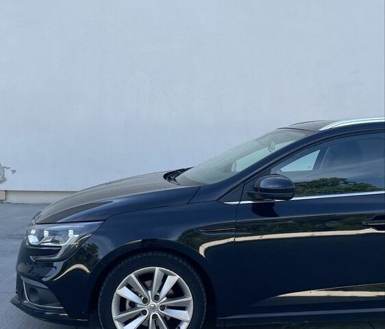 Черный Рено Меган, объемом двигателя 1.5 л и пробегом 261 тыс. км за 11700 $, фото 1 на Automoto.ua