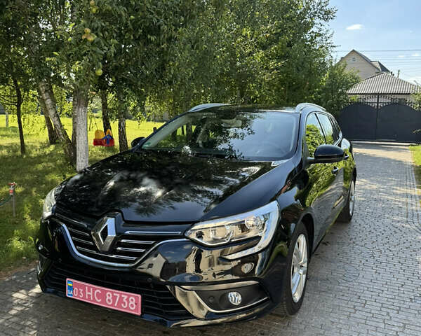 Черный Рено Меган, объемом двигателя 1.2 л и пробегом 62 тыс. км за 11200 $, фото 1 на Automoto.ua