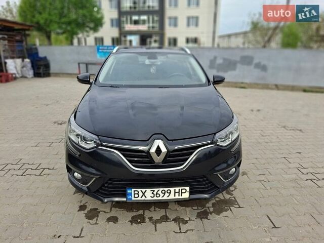 Черный Рено Меган, объемом двигателя 1.5 л и пробегом 224 тыс. км за 12500 $, фото 1 на Automoto.ua