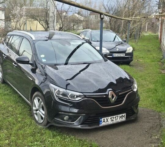 Чорний Рено Меган, об'ємом двигуна 1.5 л та пробігом 220 тис. км за 11842 $, фото 1 на Automoto.ua