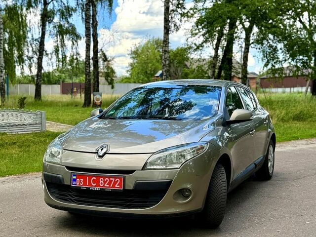 Коричневий Рено Меган, об'ємом двигуна 1.6 л та пробігом 122 тис. км за 6200 $, фото 1 на Automoto.ua
