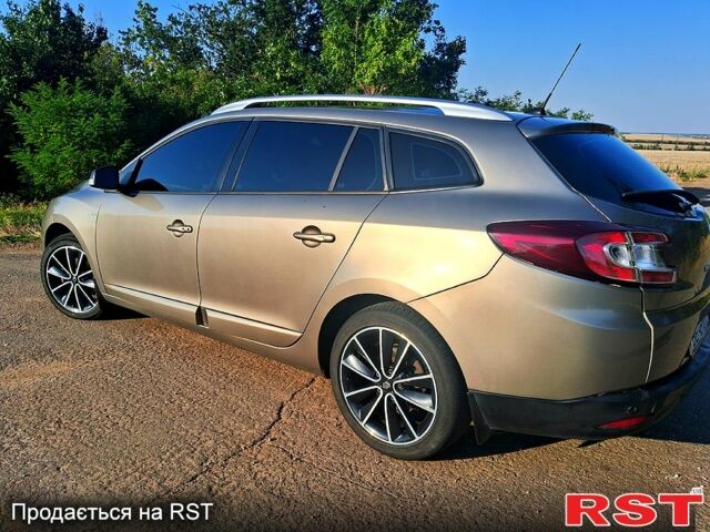 Коричневий Рено Меган, об'ємом двигуна 1.5 л та пробігом 260 тис. км за 7800 $, фото 1 на Automoto.ua