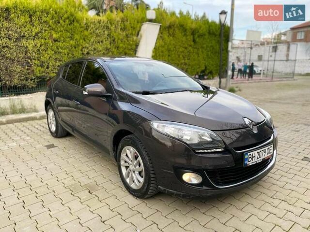 Коричневий Рено Меган, об'ємом двигуна 1.5 л та пробігом 186 тис. км за 8200 $, фото 1 на Automoto.ua