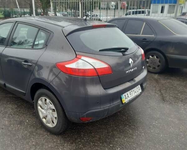 Коричневий Рено Меган, об'ємом двигуна 1.5 л та пробігом 400 тис. км за 5700 $, фото 1 на Automoto.ua