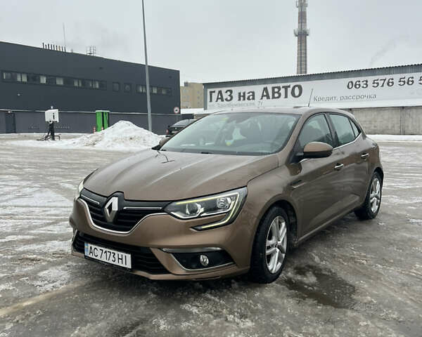 Коричневый Рено Меган, объемом двигателя 1.46 л и пробегом 170 тыс. км за 13500 $, фото 1 на Automoto.ua