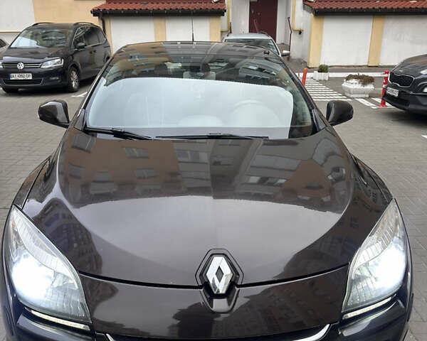 Коричневий Рено Меган, об'ємом двигуна 1.6 л та пробігом 166 тис. км за 6400 $, фото 1 на Automoto.ua