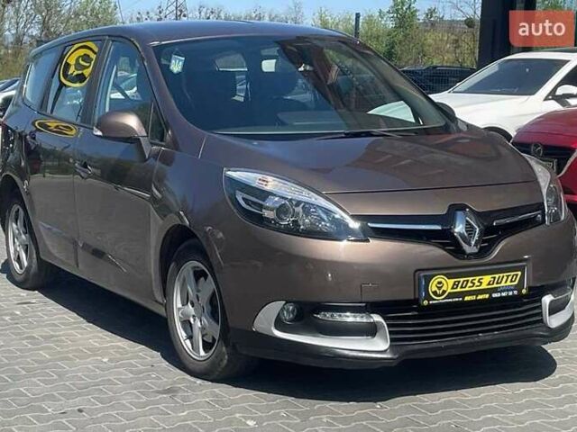 Коричневий Рено Меган, об'ємом двигуна 1.5 л та пробігом 225 тис. км за 9300 $, фото 1 на Automoto.ua