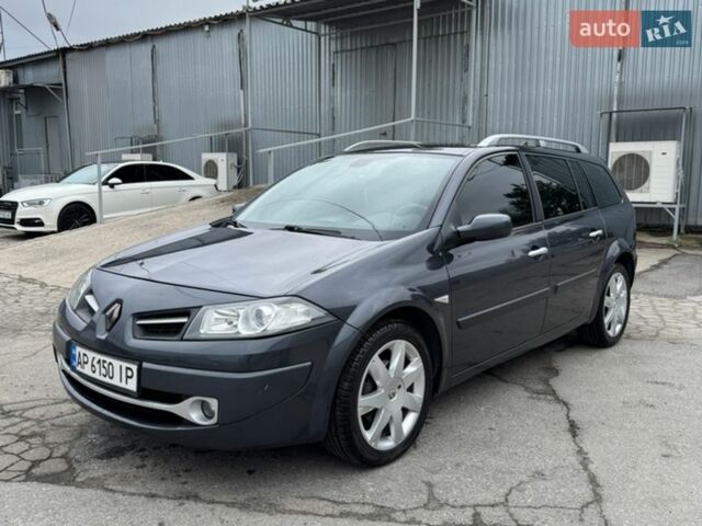 Коричневый Рено Меган, объемом двигателя 2 л и пробегом 230 тыс. км за 5900 $, фото 1 на Automoto.ua