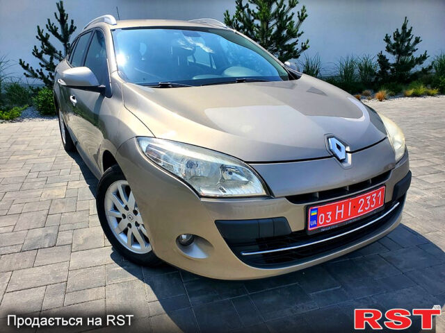 Коричневый Рено Меган, объемом двигателя 2 л и пробегом 174 тыс. км за 6500 $, фото 1 на Automoto.ua