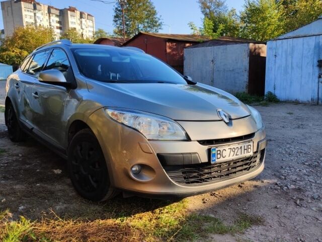 Коричневий Рено Меган, об'ємом двигуна 1.5 л та пробігом 268 тис. км за 5521 $, фото 1 на Automoto.ua
