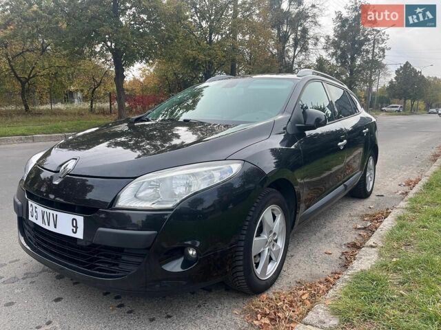 Коричневий Рено Меган, об'ємом двигуна 1.46 л та пробігом 282 тис. км за 6099 $, фото 1 на Automoto.ua