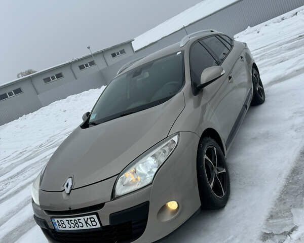 Коричневий Рено Меган, об'ємом двигуна 1.46 л та пробігом 332 тис. км за 5700 $, фото 1 на Automoto.ua