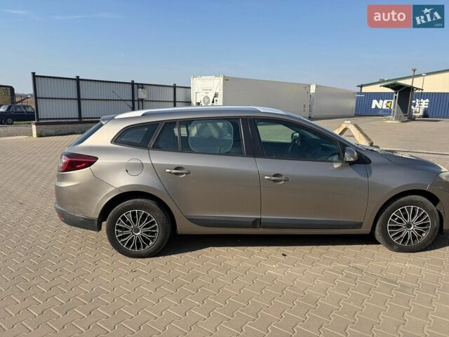 Коричневий Рено Меган, об'ємом двигуна 1.5 л та пробігом 320 тис. км за 6700 $, фото 1 на Automoto.ua