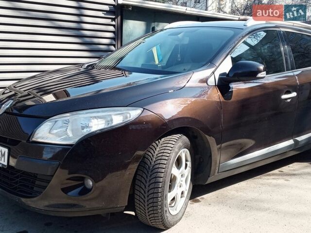 Коричневий Рено Меган, об'ємом двигуна 1.87 л та пробігом 278 тис. км за 7000 $, фото 1 на Automoto.ua