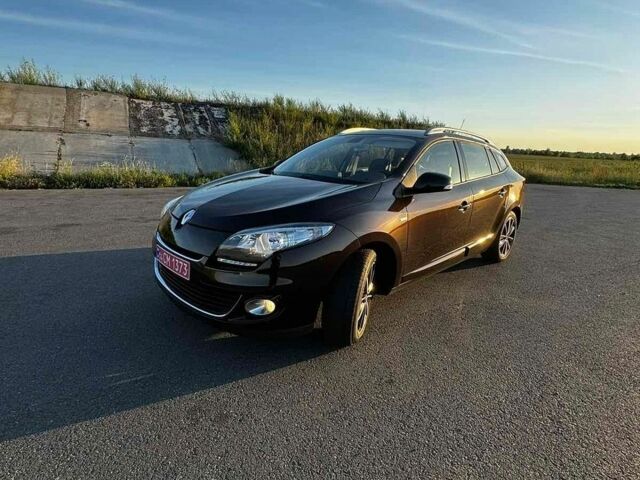 Коричневий Рено Меган, об'ємом двигуна 1.5 л та пробігом 237 тис. км за 8499 $, фото 1 на Automoto.ua