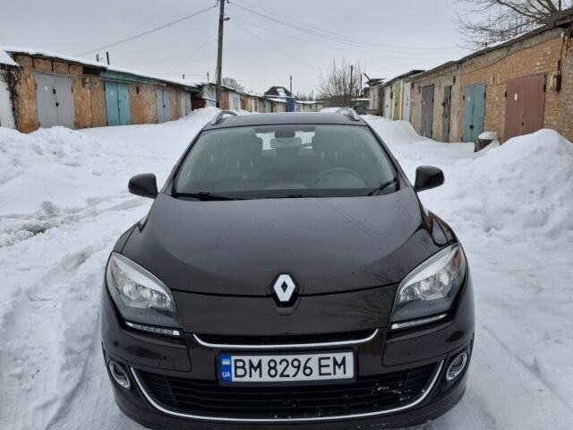 Коричневый Рено Меган, объемом двигателя 1.5 л и пробегом 216 тыс. км за 7500 $, фото 1 на Automoto.ua
