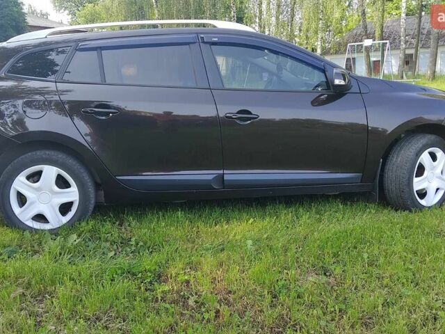Коричневий Рено Меган, об'ємом двигуна 1.46 л та пробігом 265 тис. км за 7100 $, фото 1 на Automoto.ua