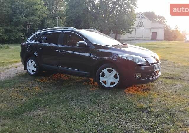 Коричневый Рено Меган, объемом двигателя 1.46 л и пробегом 355 тыс. км за 7600 $, фото 1 на Automoto.ua