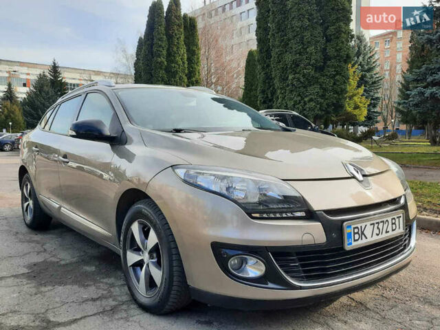 Коричневый Рено Меган, объемом двигателя 1.5 л и пробегом 265 тыс. км за 8400 $, фото 1 на Automoto.ua