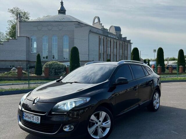 Коричневий Рено Меган, об'ємом двигуна 1.46 л та пробігом 262 тис. км за 8300 $, фото 1 на Automoto.ua