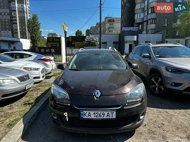 Коричневый Рено Меган, объемом двигателя 1.5 л и пробегом 250 тыс. км за 4500 $, фото 1 на Automoto.ua